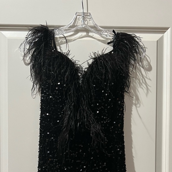 Alyce Paris Black Sequin Formal Dress Style 61373 Size: 0 - Picture 9 of 14